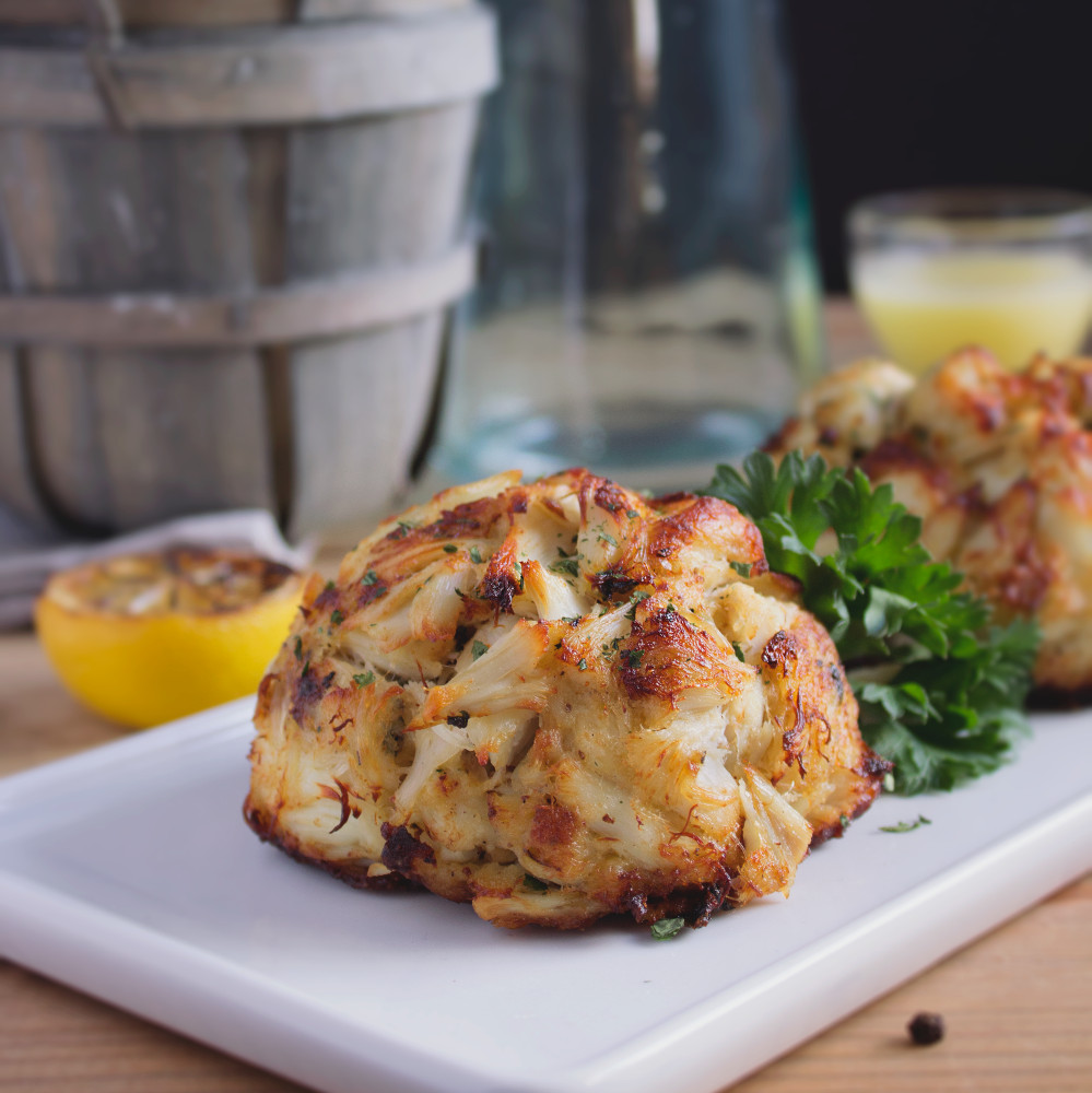 Maryland Crab Cake Junior Colossal (6x5 oz) | Jimmy's Famous Seafood