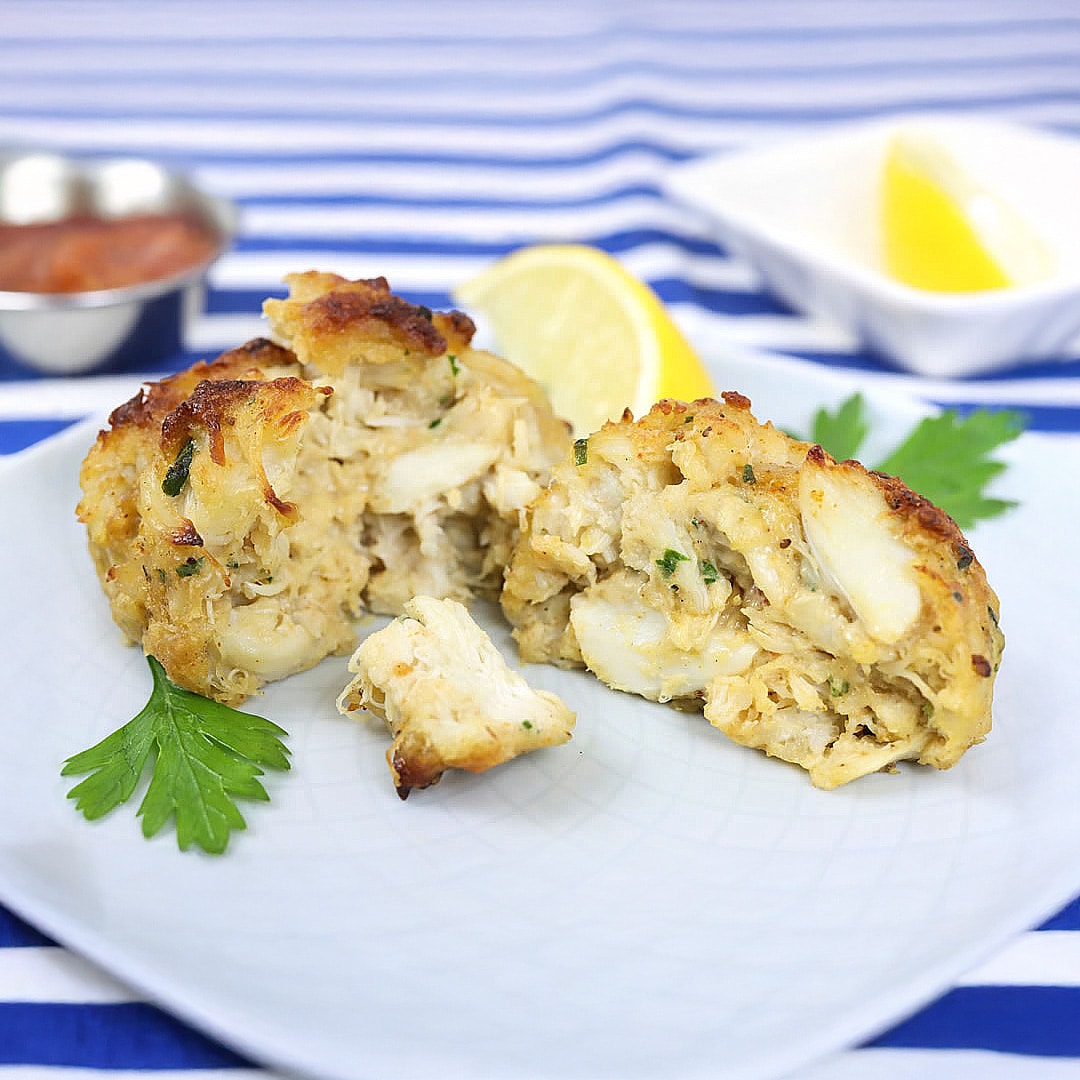Jumbo Lump Maryland Crab Cakes - Jimmys Famous Seafood